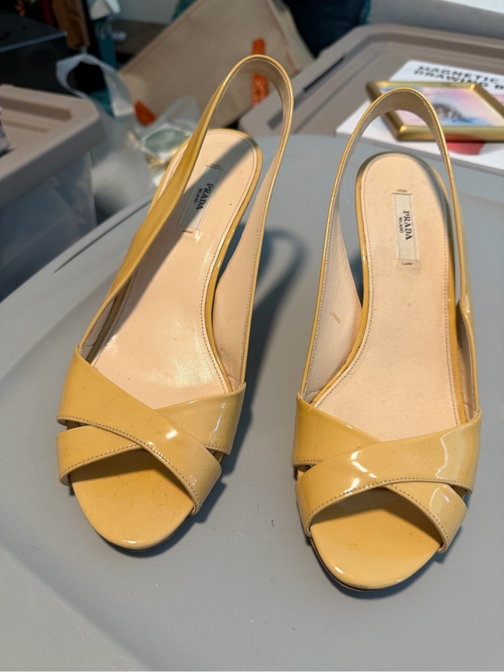 GORGEOUS PRADA PATENT
LEATHER PEEP TOE WEDGE SLING BACK
SIZE 37